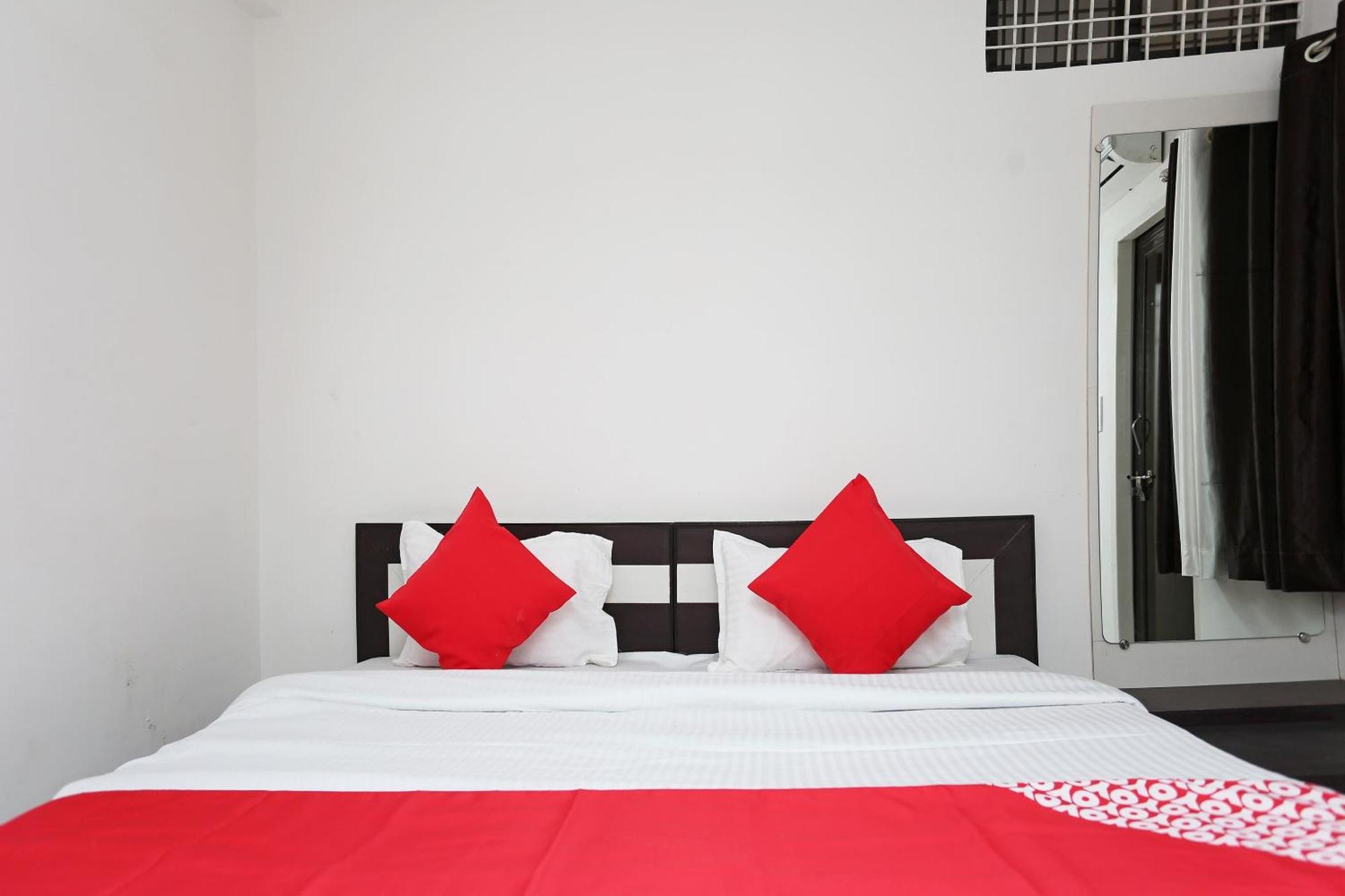בהופאל Hotel O 30359 Hotel The Vinayak מראה חיצוני תמונה