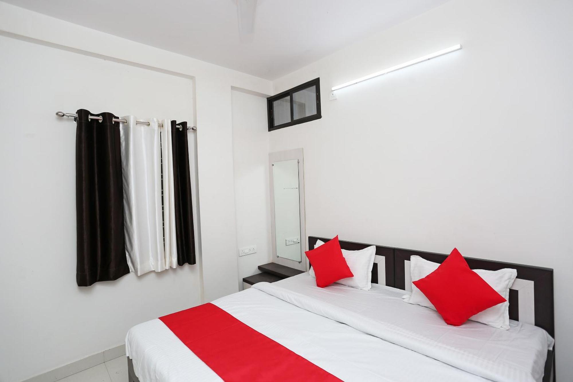 בהופאל Hotel O 30359 Hotel The Vinayak מראה חיצוני תמונה