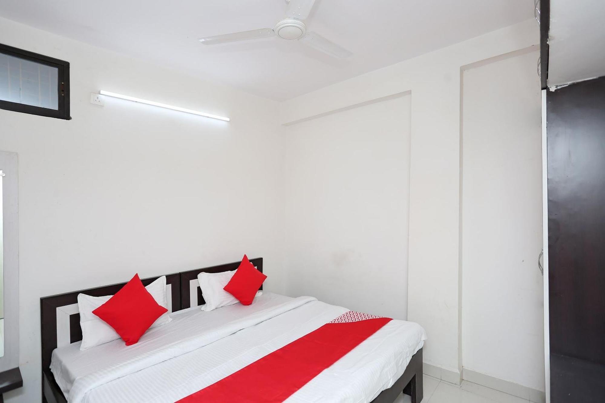 בהופאל Hotel O 30359 Hotel The Vinayak מראה חיצוני תמונה