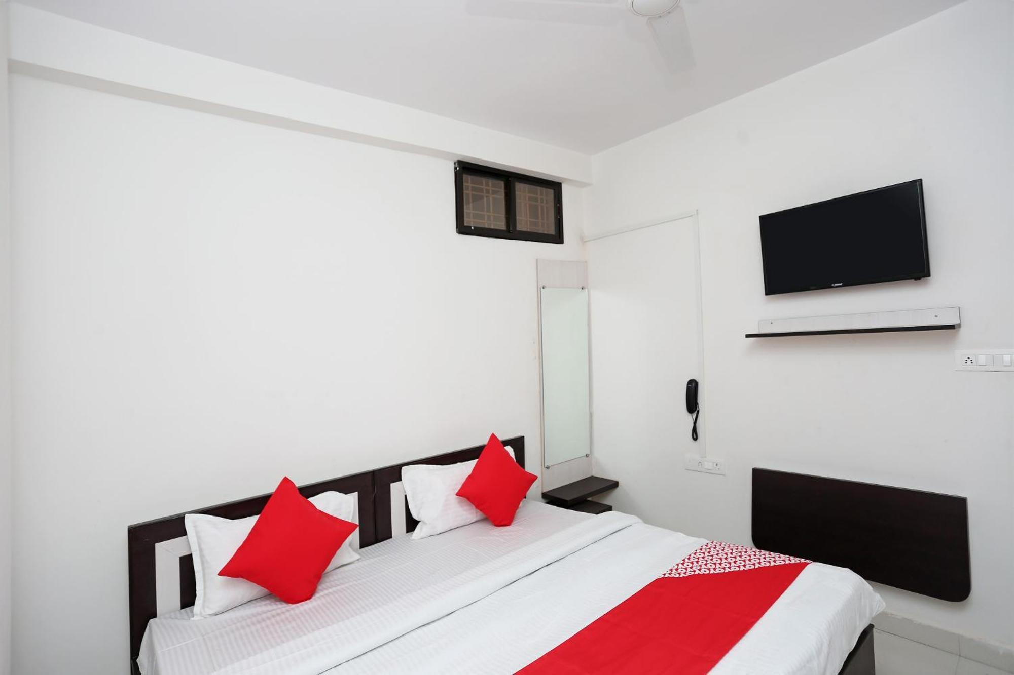 בהופאל Hotel O 30359 Hotel The Vinayak מראה חיצוני תמונה